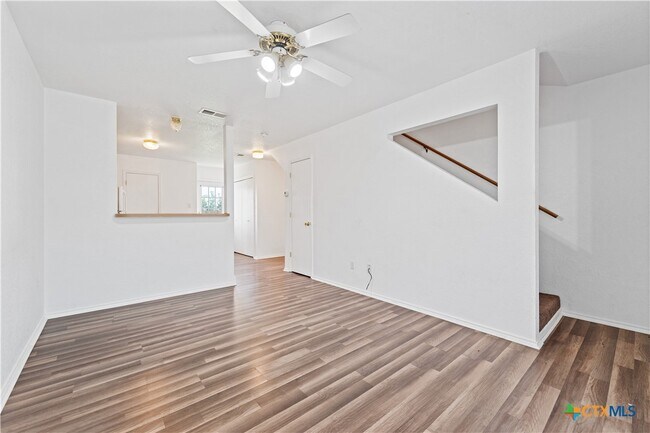Photo - 3805 Woodrow Dr