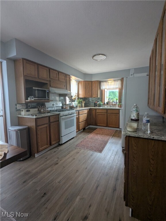 Building Photo - 85 Maple Dr Rental