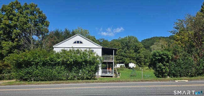 684 Main St