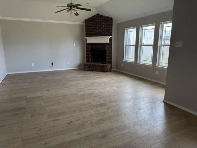 Photo - 614 N 7th St