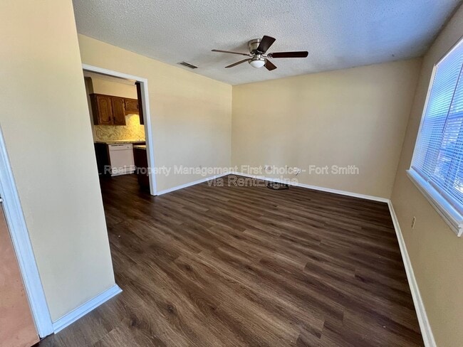 Photo - 1112 Tancred St