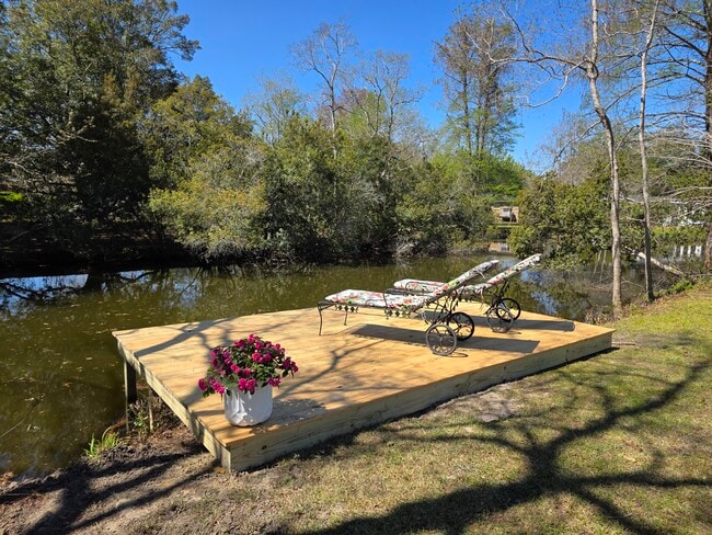 Photo - 1077 Harbor View Rd