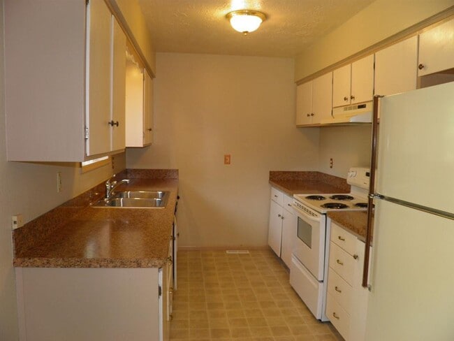 Photo - 157 SE Craven Rd