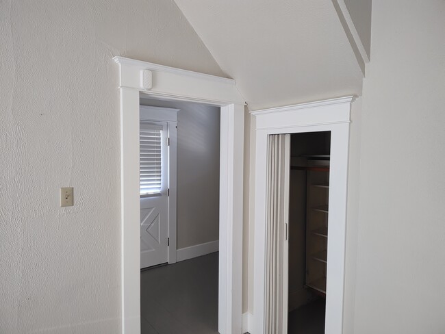 Photo - 417 3rd St