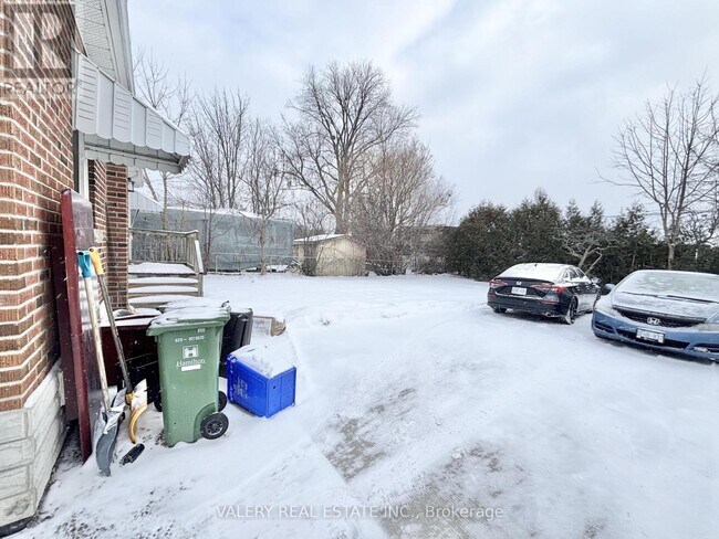 Photo - 265 W 2nd St