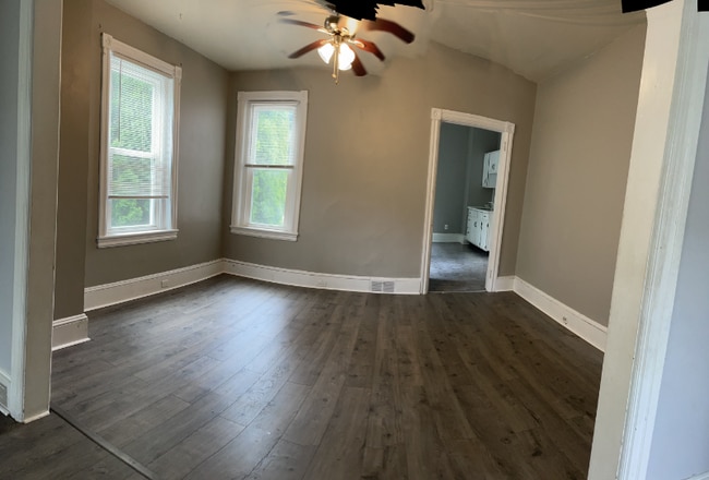 Photo - 721 W 2nd Ave