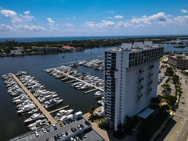 Photo - 400 N Flagler Dr Unidad 702 Rental