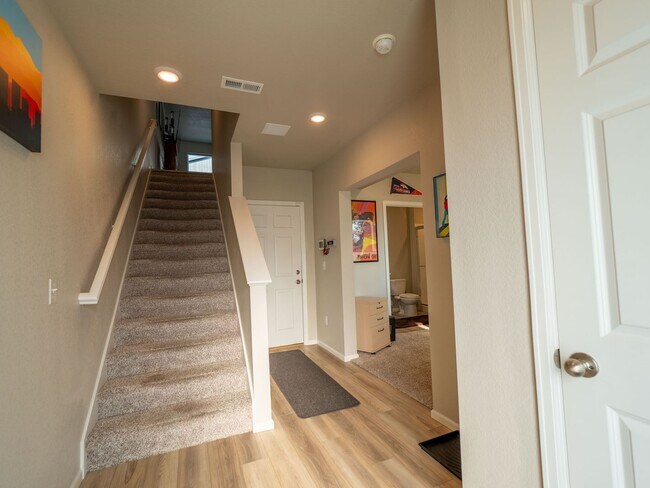 Photo - Astonishing 3 Bed/3.5 Bath Tri Level Townhome.   Must see to believe!!
