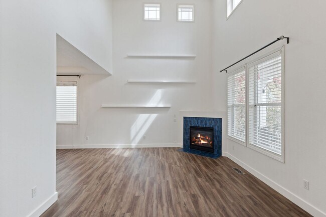 Photo - 14081 SW Viewpoint Ct