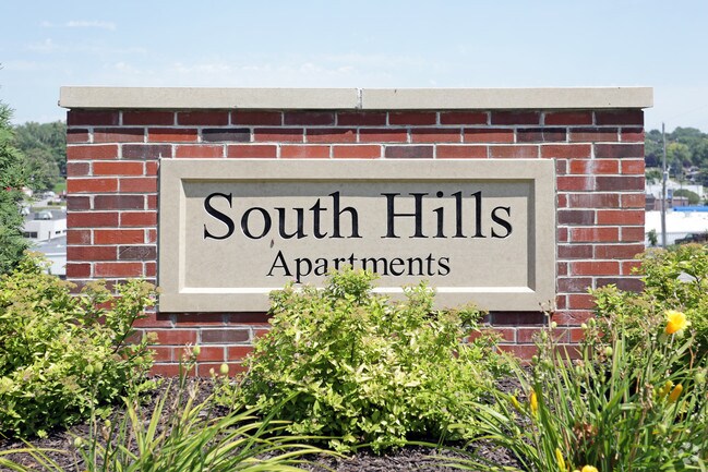 Entrance - South Hills