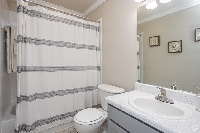 2BR, 2BA - 1,304SF