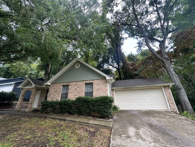 Building Photo - Eastside home in Timberlake!!!