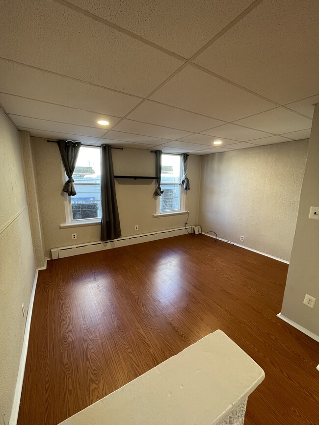 Photo - 1434 McKean St