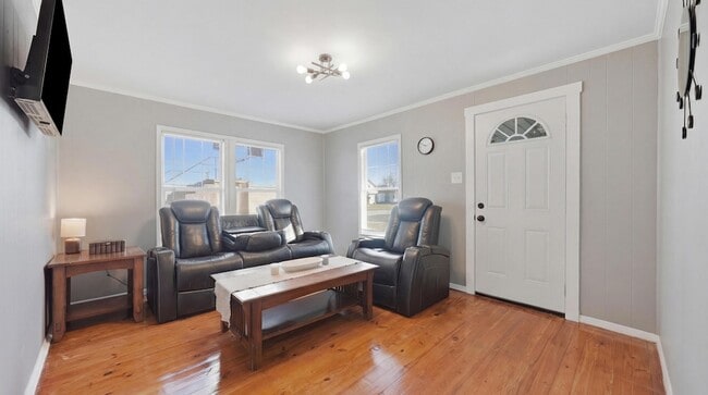 Photo - 3703 Redding Rd