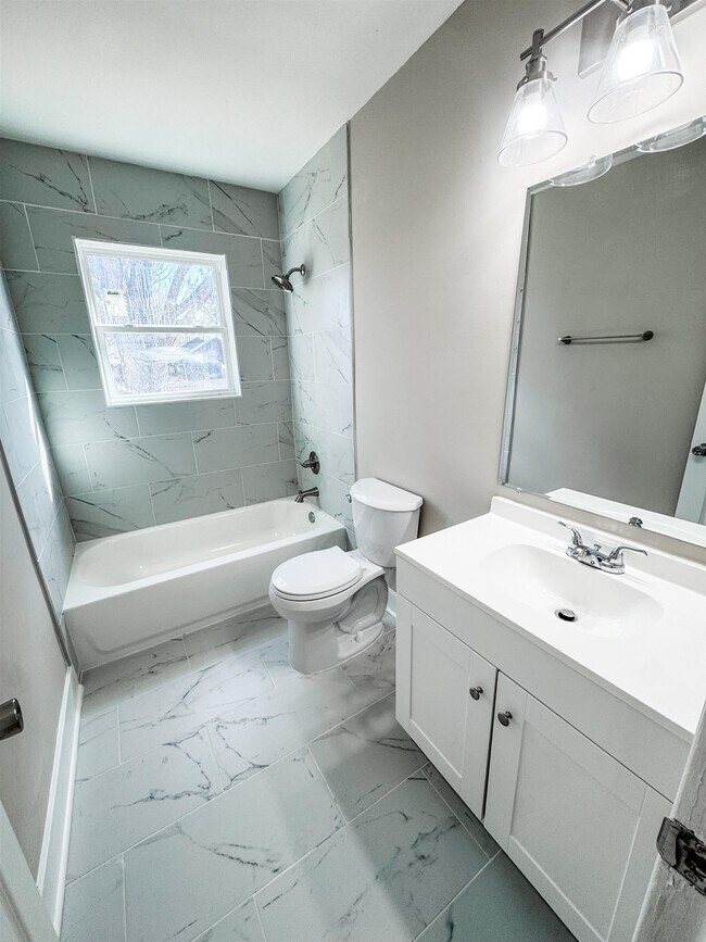 Photo - 964 Greencliff Rd