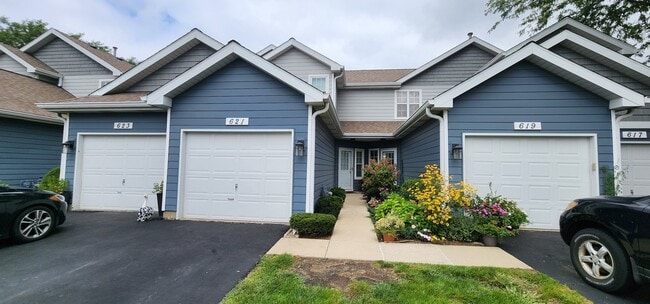 Building Photo - 621 Woodhaven Dr