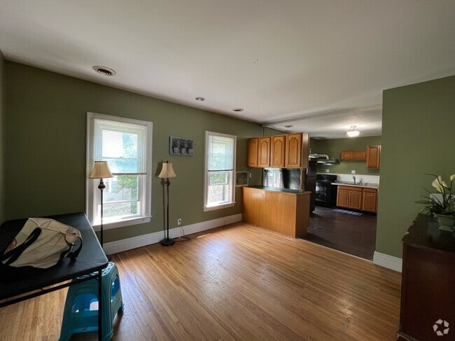 Building Photo - 78 Callodine Ave Rental
