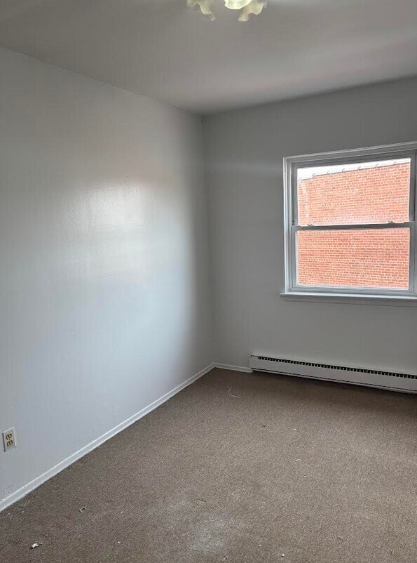 Photo - 91-04-91-75 75th St Unit 91-04