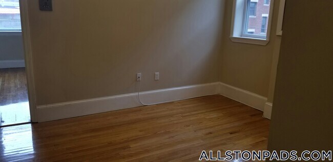 Photo - 1197 Commonwealth Ave Unidad 9