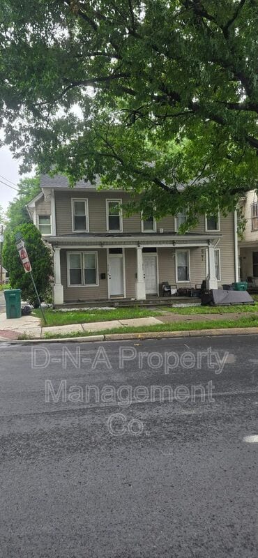 Building Photo - 315 S Courtland St