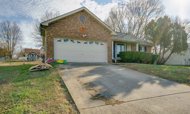 Photo - 1768 Butternut Dr