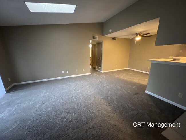 Photo - Beautifully Renovated 3-bedroom 2 Bathroom in Robinwood!