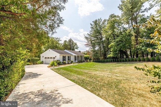 Photo - 2601 Seskey Glen Ct