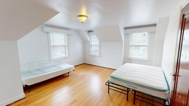 Photo - 801 E Ann St