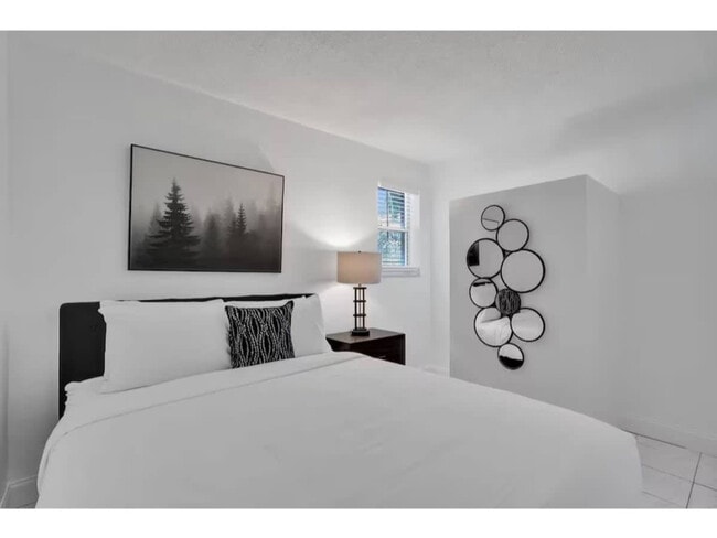 Photo - 3215 NE 7th St Unidad SI FL1-ID1503961P