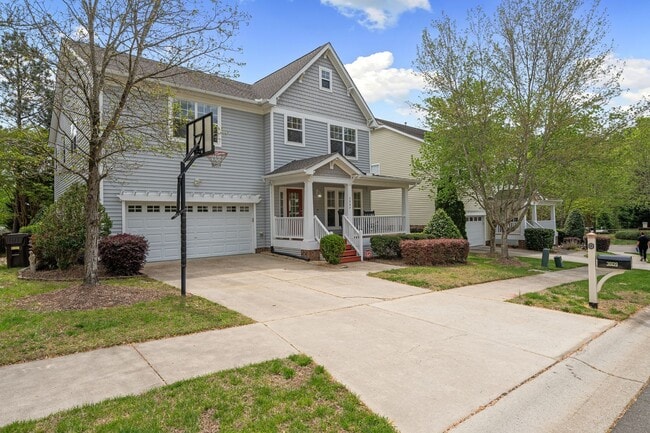 3809 Stoneybrook Dr