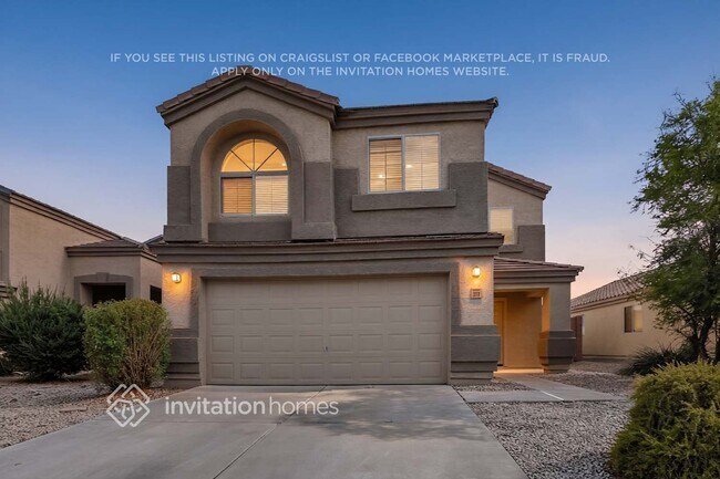 3217 W Santa Cruz Ave