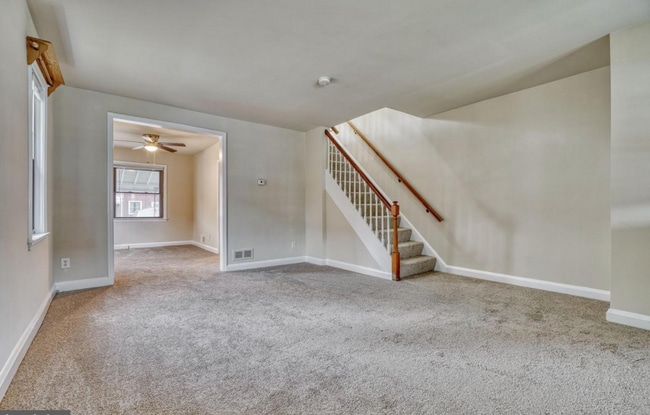 Photo - 1035 Arncliffe Rd