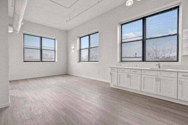 Photo - 226 New Brunswick Ave