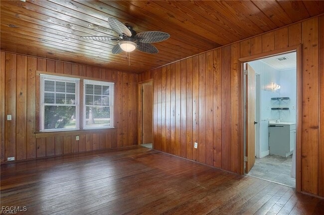 Photo - 10461 McGregor Blvd