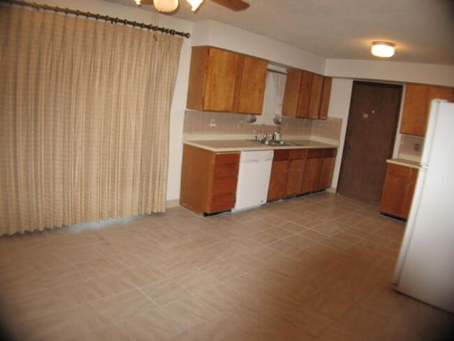 Photo - ALL PROSPECTIVE TENANTS MUST SUBMIT A $58 NON-REFUNDABLE APPLICATION FEE PER APPLICANT ONLINE AND...