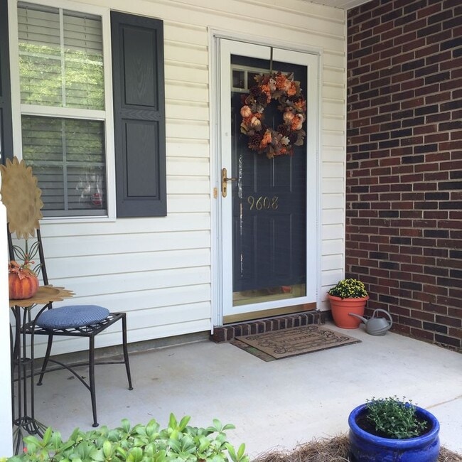 Front Entrance - 9608 Elizabeth Townes Lane