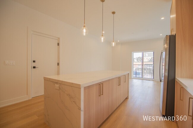 Photo - 2042 W Washington Blvd Unit #1E
