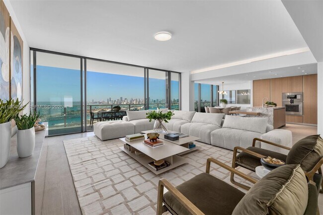 Building Photo - 500 Alton Rd Unit 4202