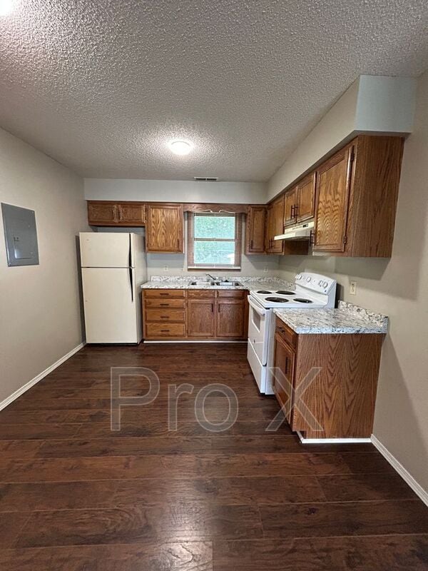 Photo - 517 E Washington St Unit A