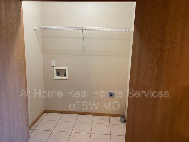 Photo - 4323 W La Siesta St