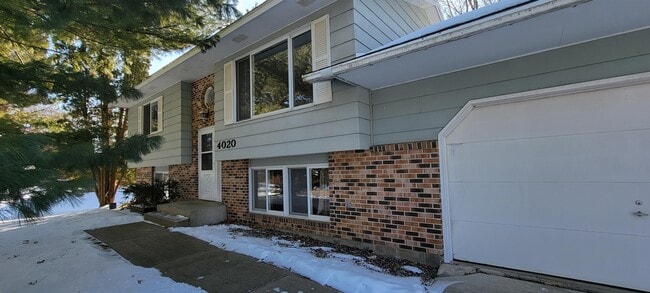 Photo - 4020 2nd Pl NW