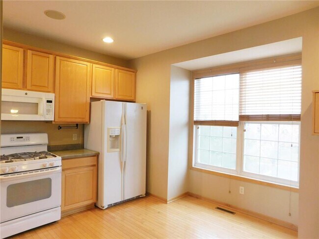 Photo - 4723 Woodland Ave