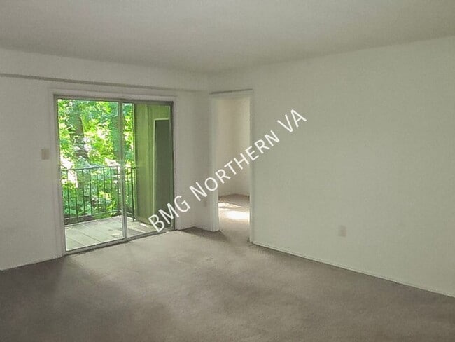 Photo - 7715 Inversham Dr