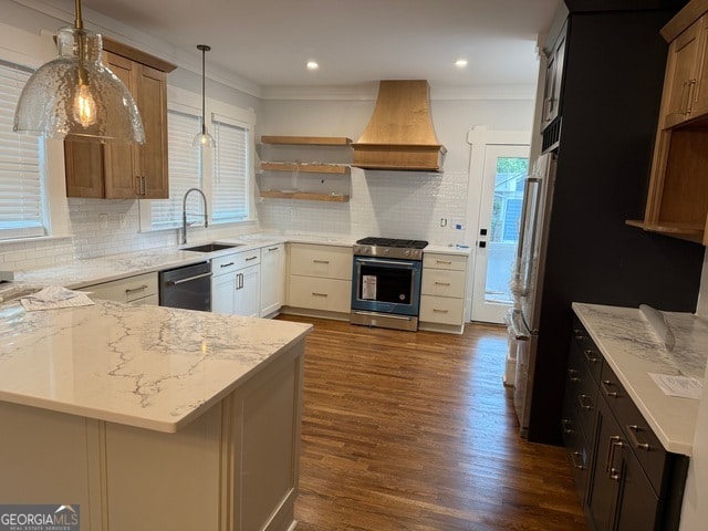 Photo - 797 St Charles Ave NE