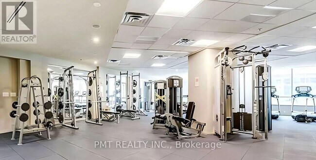 Photo - 16 Yonge St Unité 910