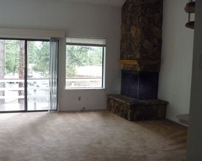 Photo - Southwood Glen - Newly painted!!