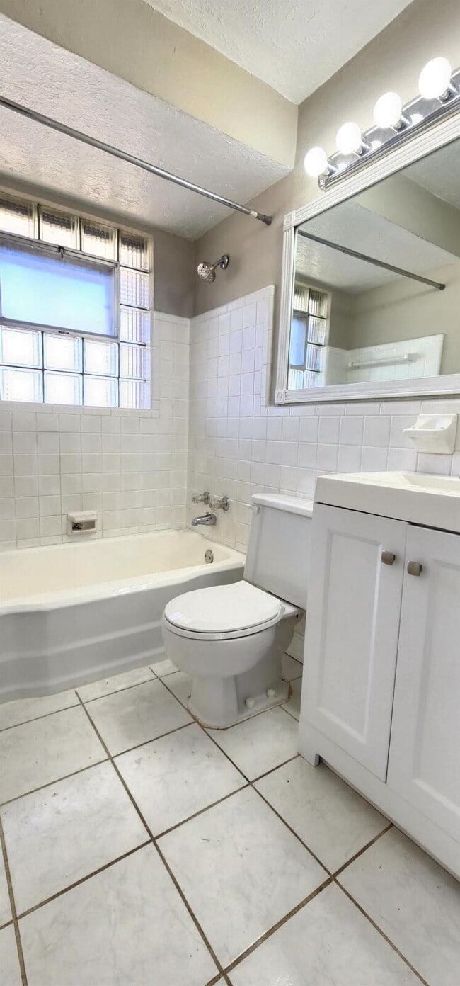 Photo - 3-Bedroom Home in Prime Affton Location with Modern Upgrades & Covered Deck