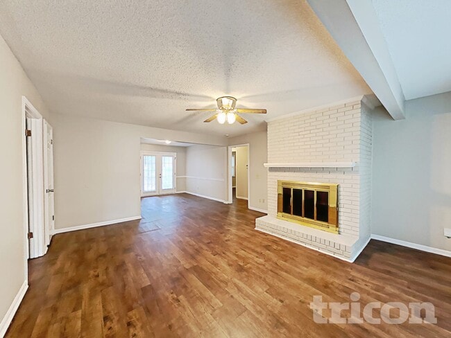 Photo - 308 Cockspur Rd