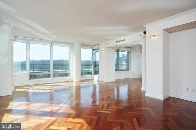 Photo - 3150 South St NW Unit 1D