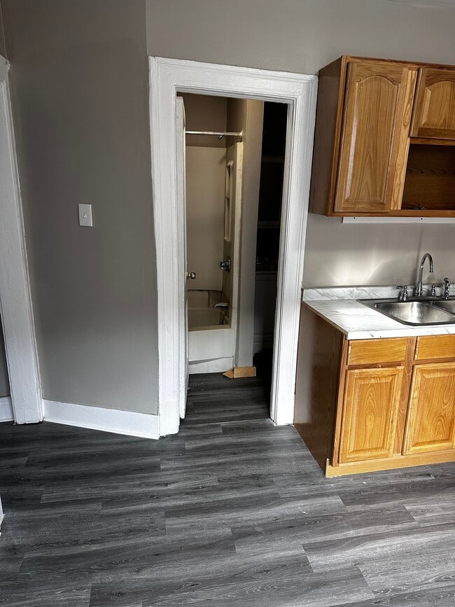 Photo - 19 Colonial St Unidad 3rd Floor